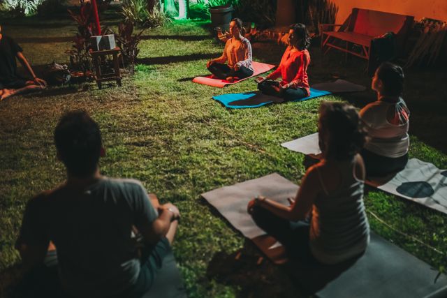 Ruhige abendliche Integration auf einer Finca-Terrasse auf Teneriffa